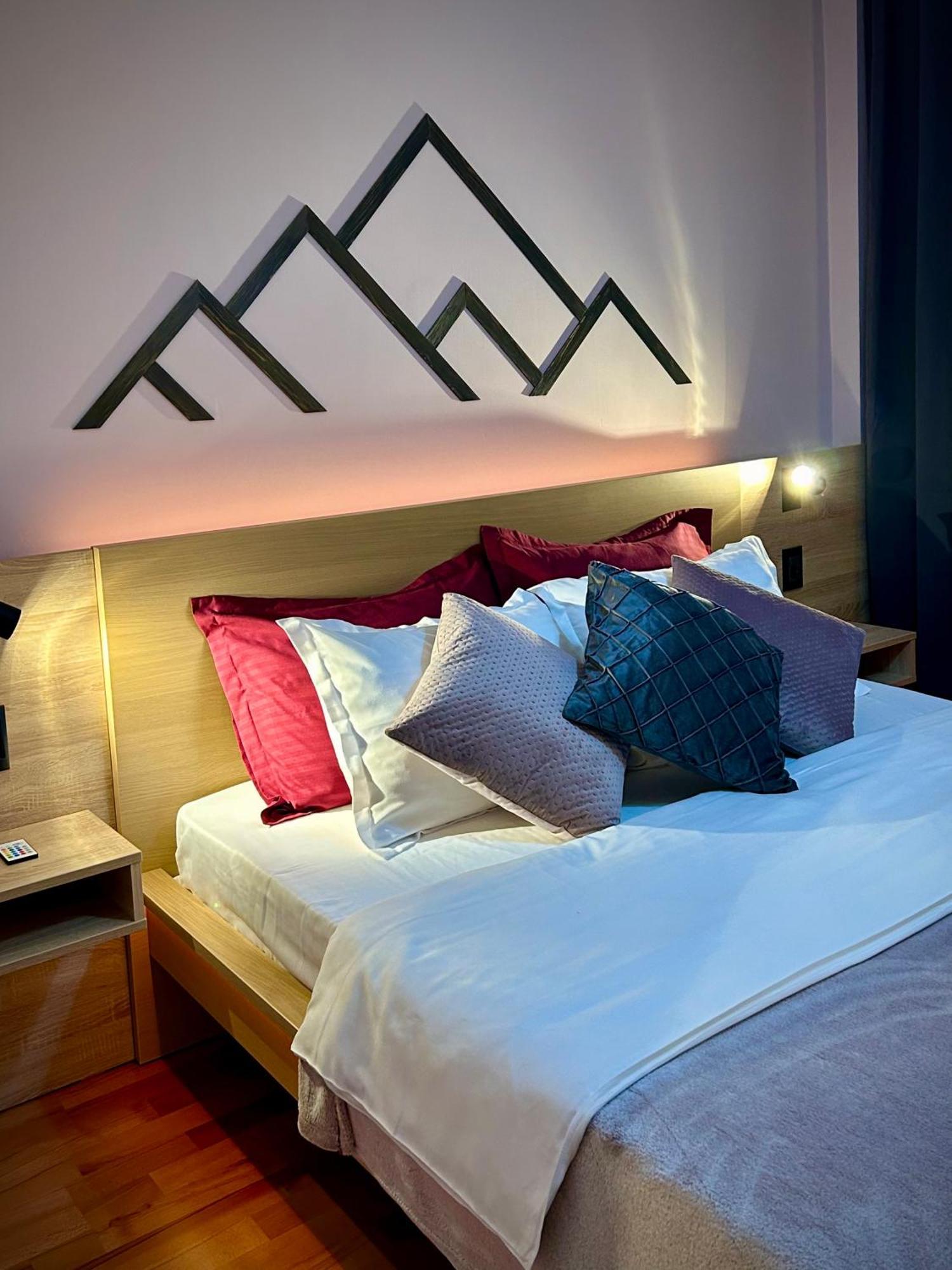 Blue Mountain Residence Braşov Kamer foto