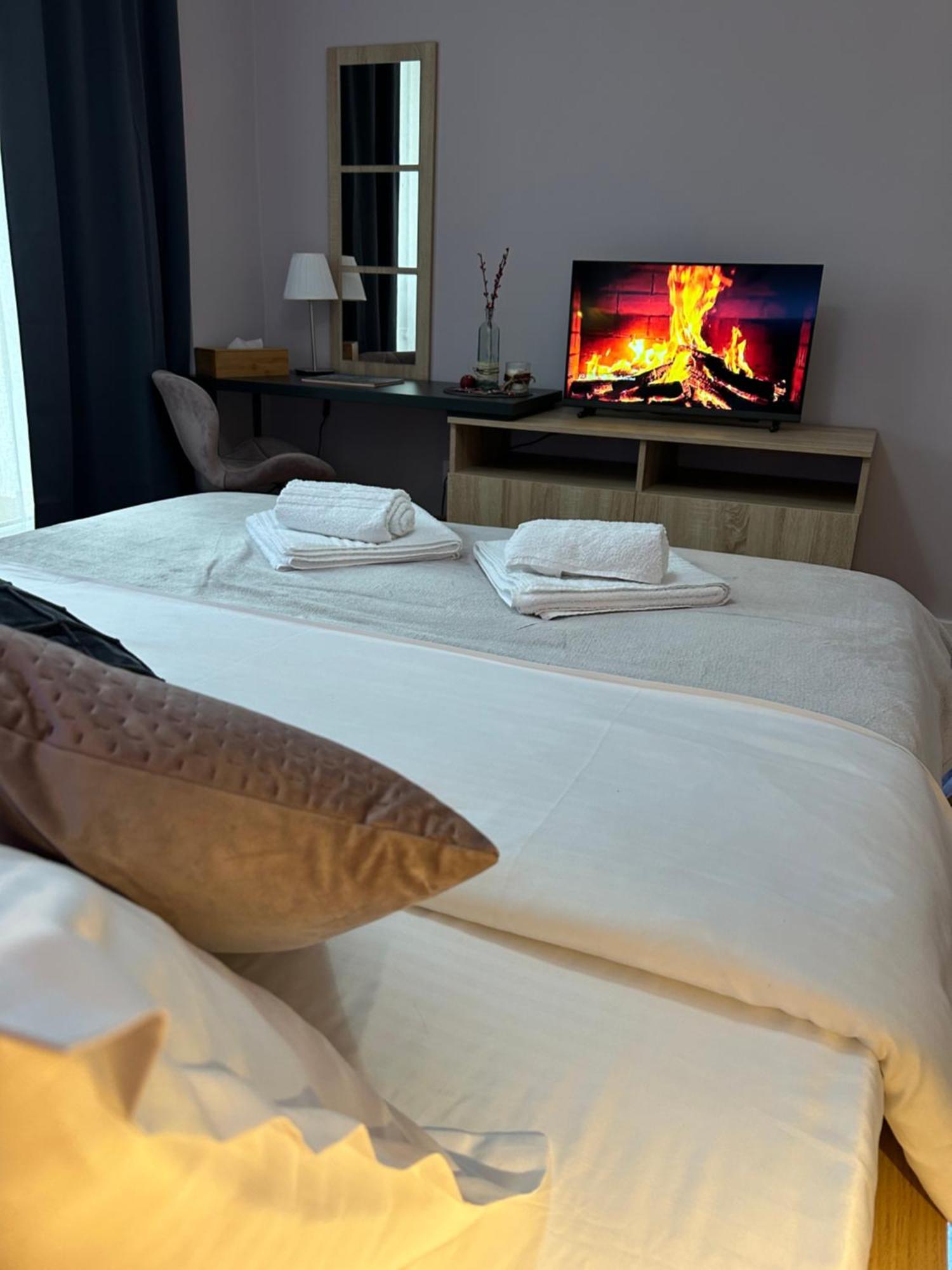 Blue Mountain Residence Braşov Kamer foto